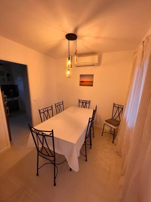 Grand Appartement 3 Chambres A 300M De La Plage 圣马克西姆 外观 照片